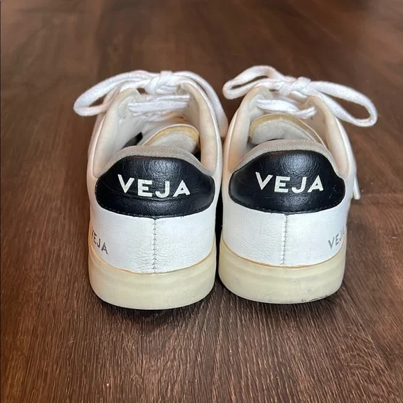 Veja White and Black Sneakers - Picture 2 of 4